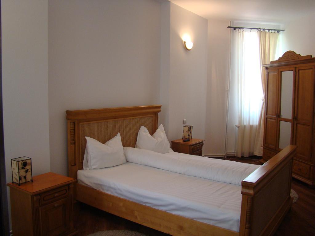 Vila Carpathia 브란 외부 사진